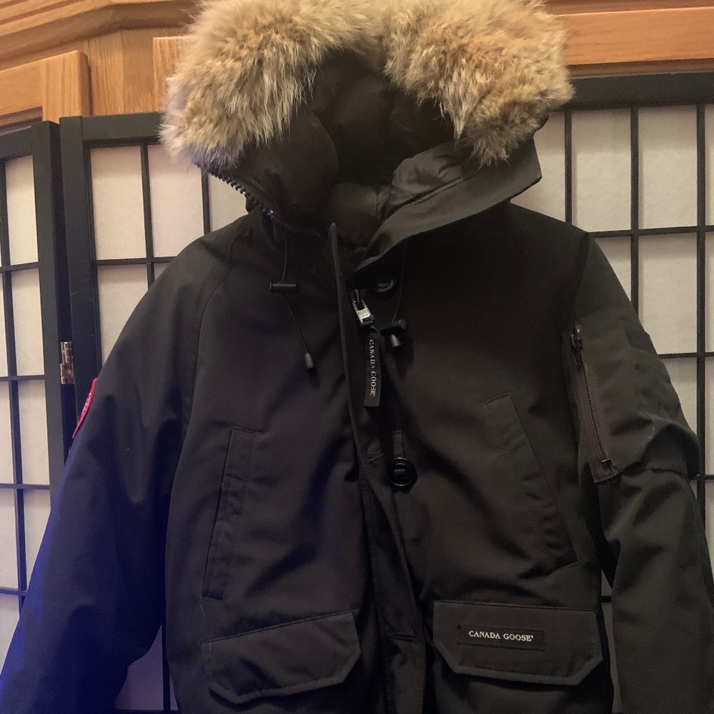 Canada goose bomber winter jacket